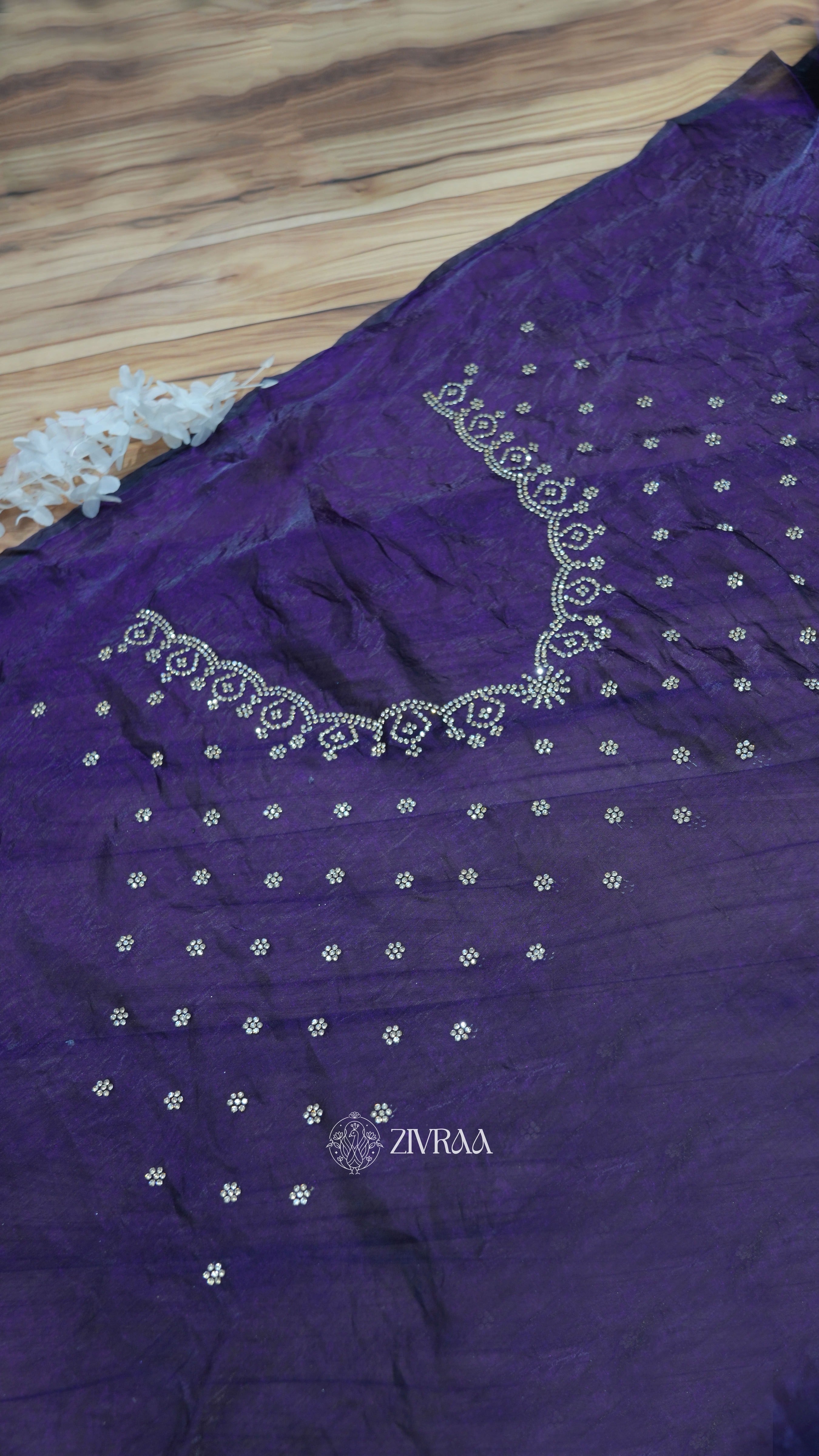 Elegant Red Hand-Embellished Saree with Scalloped Border