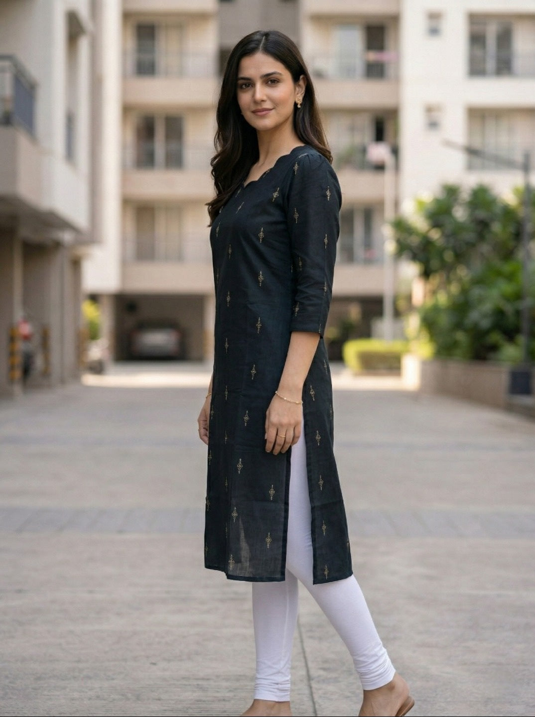 Women Cotton Blend Foil Print Kurti | Elegant Straight Fit Office & Casual Wear KurtI