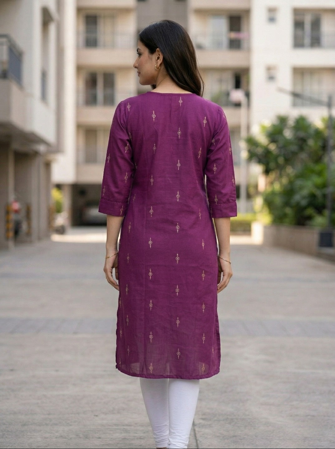 Women Cotton Blend Foil Print Kurti | Elegant Straight Fit Office & Casual Wear KurtI