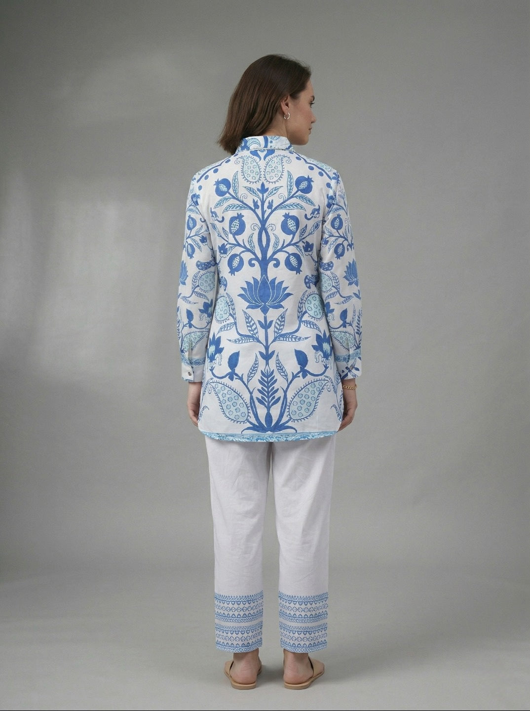 Women White & Blue Printed Rayon Slub Co-Ord Set | Stylish Kurta Pant Set for Office & Casual Wear