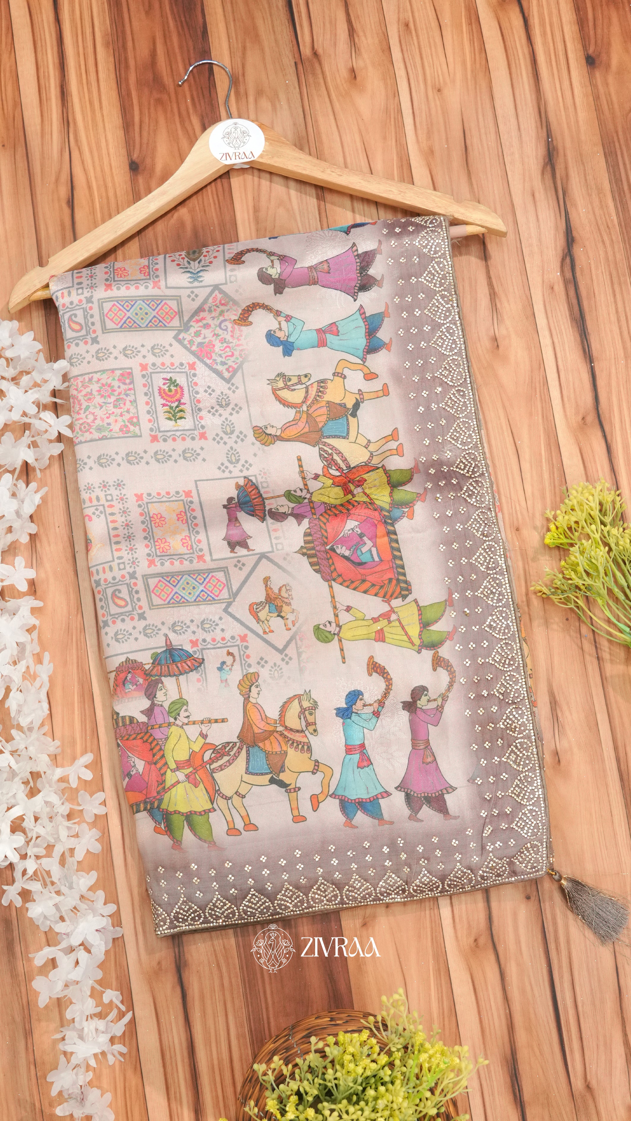 Onion Folk Art Print Saree with Traditional Dance Motif & Decorative Border