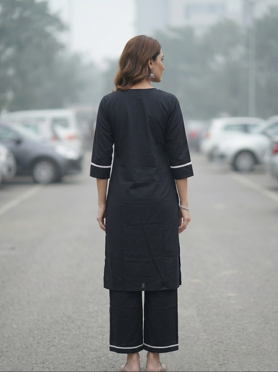 Women’s Black Cotton Kurta Set with White Floral Embroidery | Elegant Straight Kurta Set with Floral Thread Work