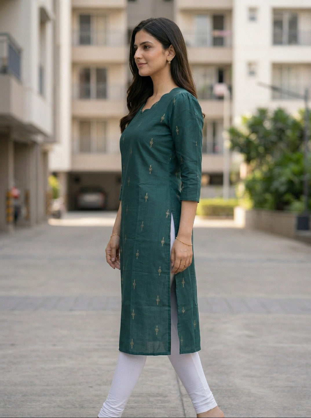 Women Cotton Blend Foil Print Kurti | Elegant Straight Fit Office & Casual Wear KurtI