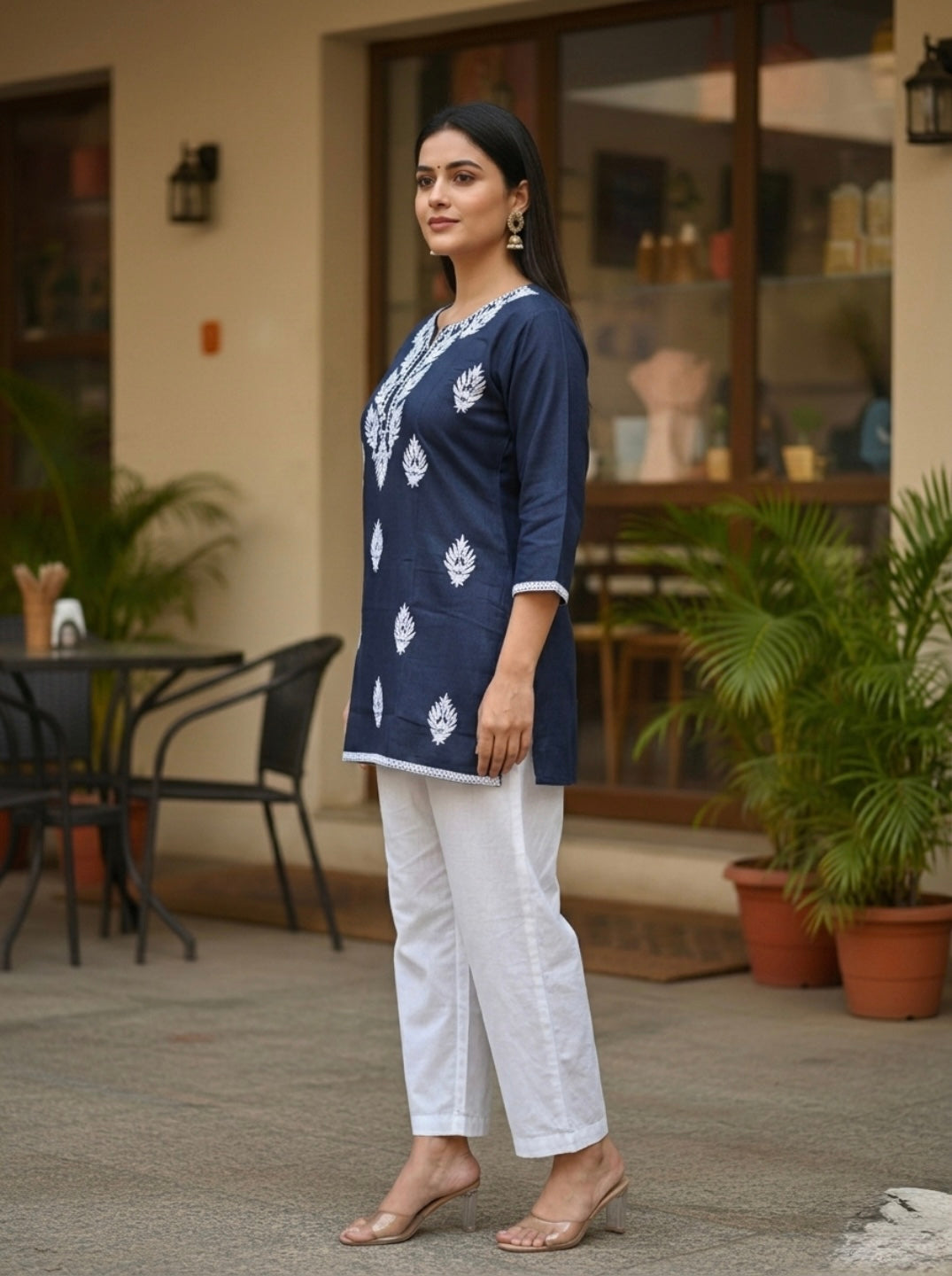 Elegant Navy Blue Printed Kurti for Women – Stylish Ethnic Short Kurti