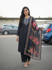 Women's Elegant Black Embroidered Kurta Set with Floral Chanderi Dupatta – Party & Festive Wear